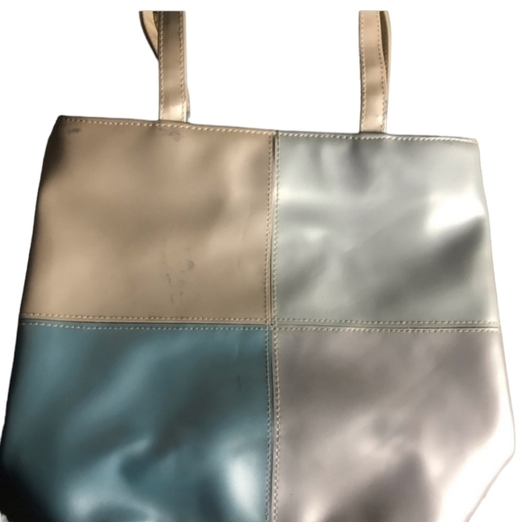 New Avon‎ Mid size Purse - Picture 4 of 4